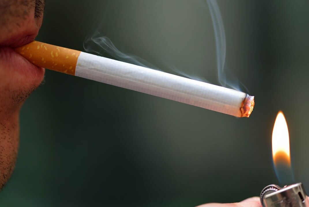 курение как потенциальная причина слабости после 60 лет